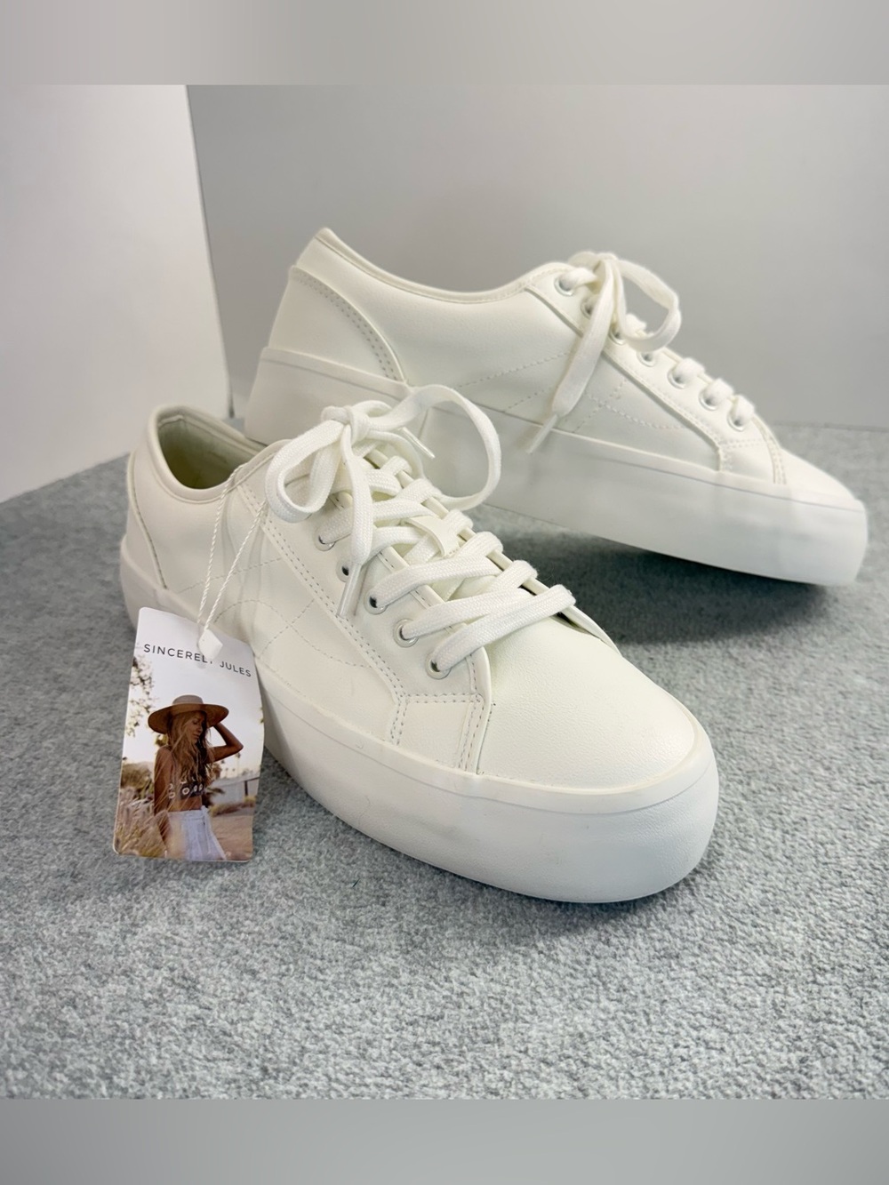 Sincerly Jules Cream Platform Lace-Up Sneakers Size 8